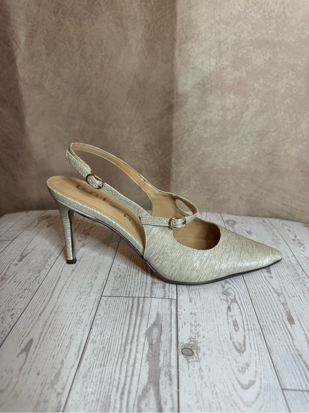 Unisa Metallic Silver Pointed Toe Slingback Heels – Worn Once